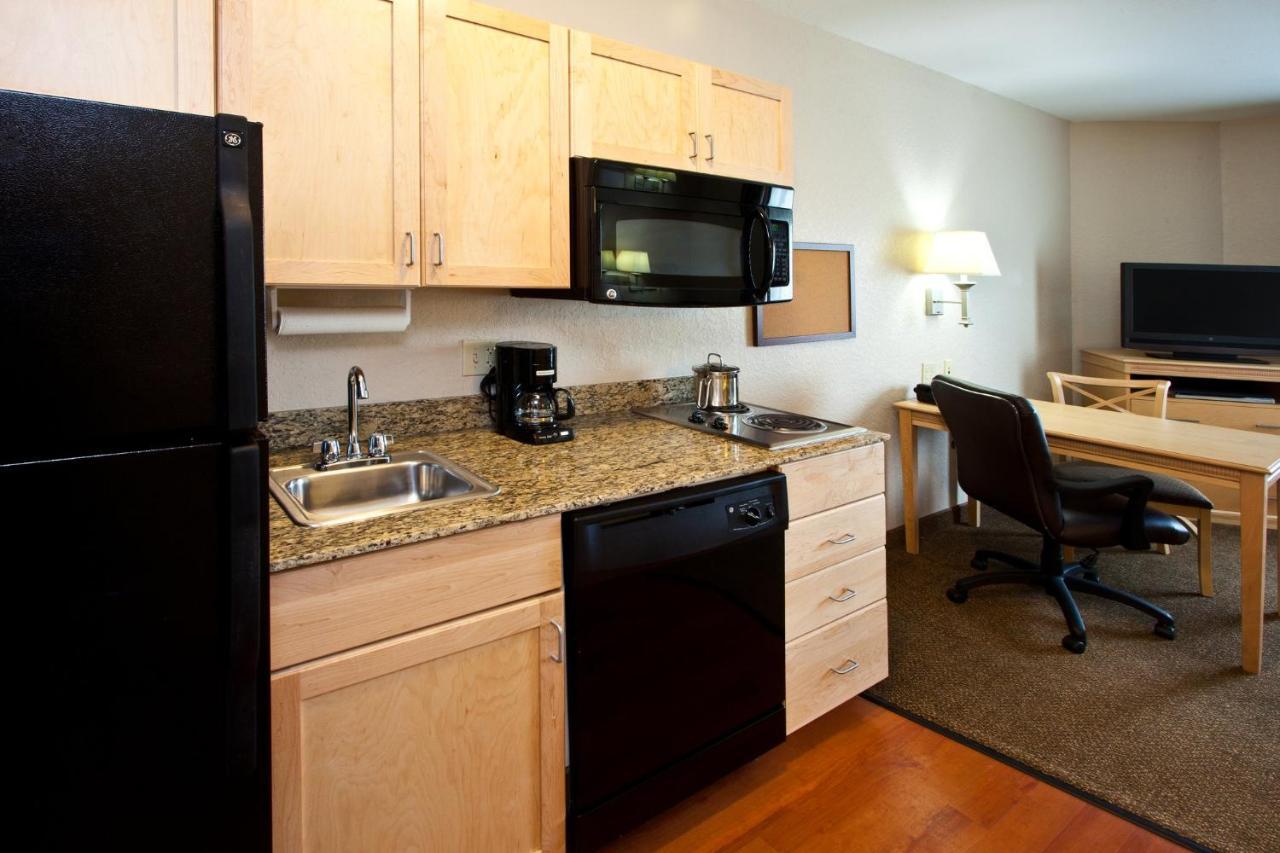 Candlewood Suites Fort Myers Interstate 75 By Ihg Exterior photo